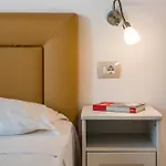 Dimora Grottone 4*