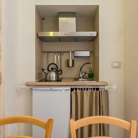 Dimora Grottone 4*