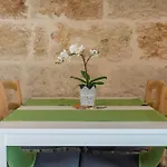Dimora Grottone Pensión