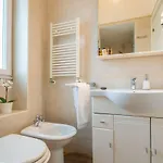 Dimora Grottone 4*