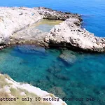Dimora Grottone 4*