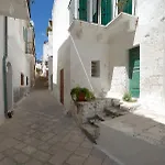 Dimora Grottone Pensión 4*