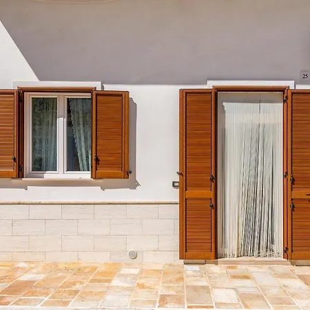 Dimora Grottone Maison d'hôtes 3*