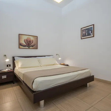 Gasthuis Dimora Grottone 4*